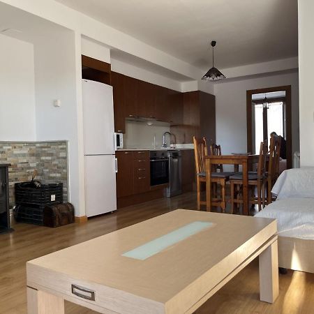 Apartamentos Turisticos Rio Gallego Fontellas  Buitenkant foto
