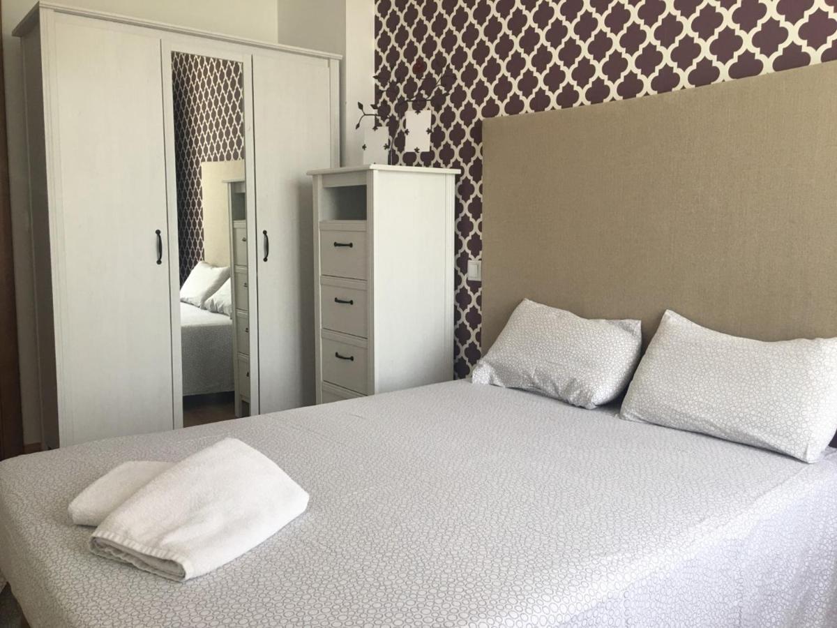 Apartamentos Turisticos Rio Gallego Fontellas  Buitenkant foto