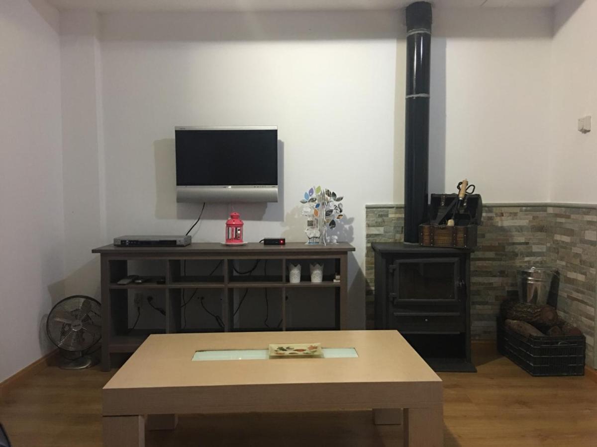 Apartamentos Turisticos Rio Gallego Fontellas  Buitenkant foto