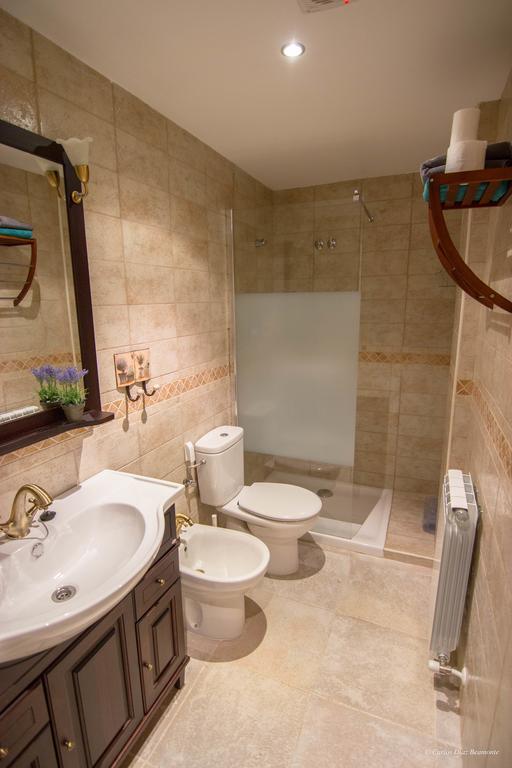 Apartamentos Turisticos Rio Gallego Fontellas  Buitenkant foto