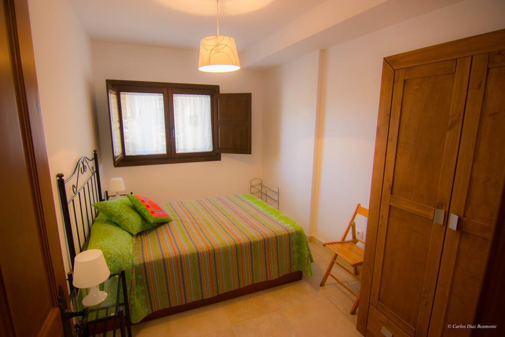Apartamentos Turisticos Rio Gallego Fontellas  Buitenkant foto
